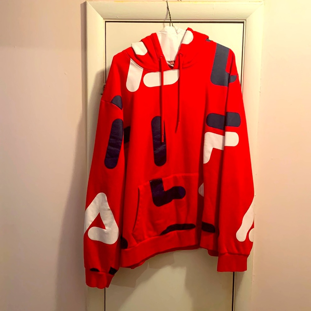 FILA HOODIE